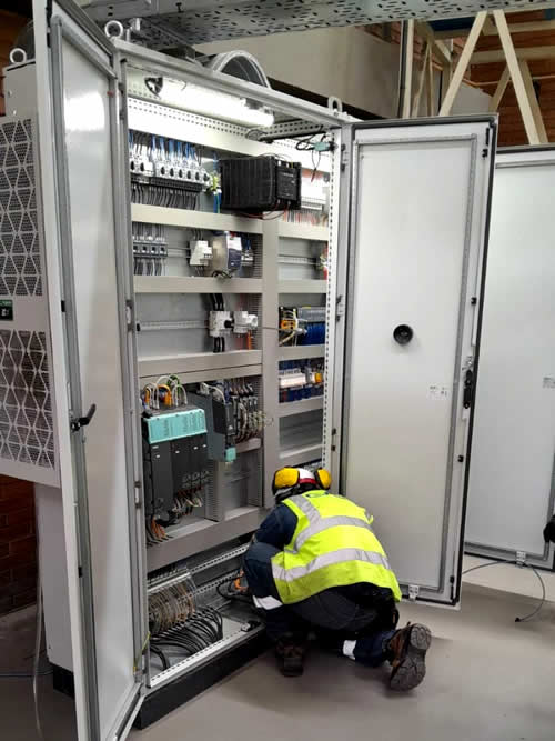 Servicios Elctricos Industriales 02